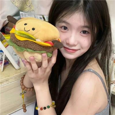 珊珊小传